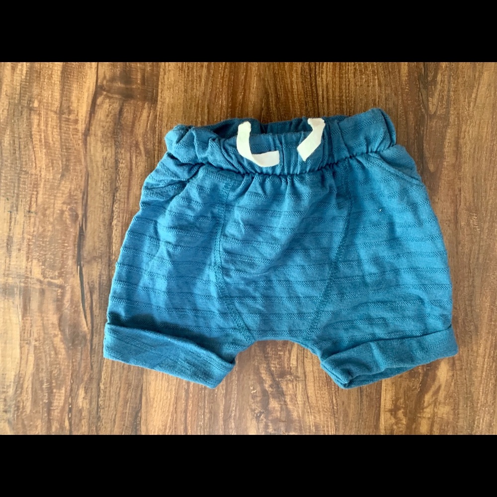 Baby - teal blue shorts